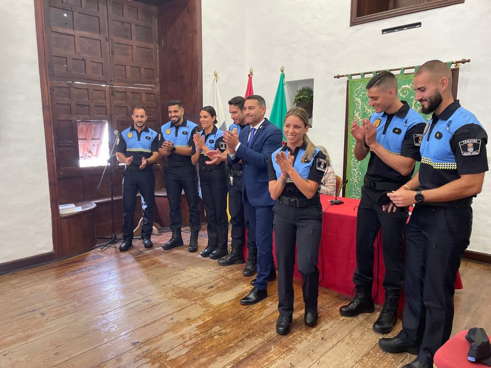Toma de posesión de nuevos policías locales en Teguise