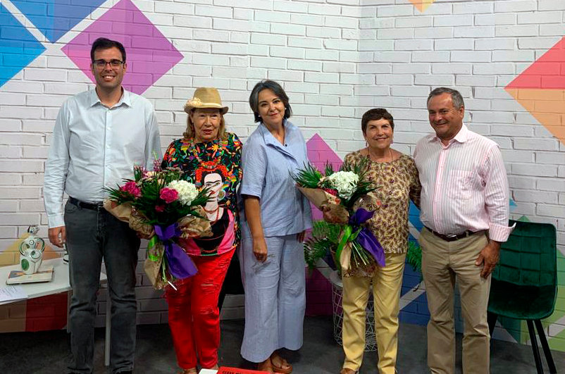 De izquierda a derecha: Alberto Aguiar, Juana Saavedra, Obe Rosa, Teresita de León y Salvador Hernández
