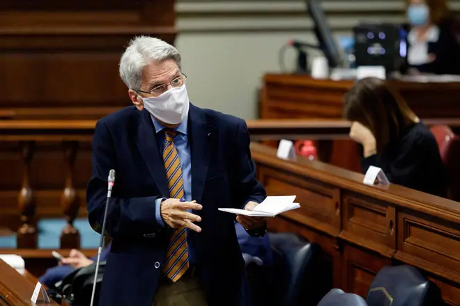 Julio Pérez en el Parlamento