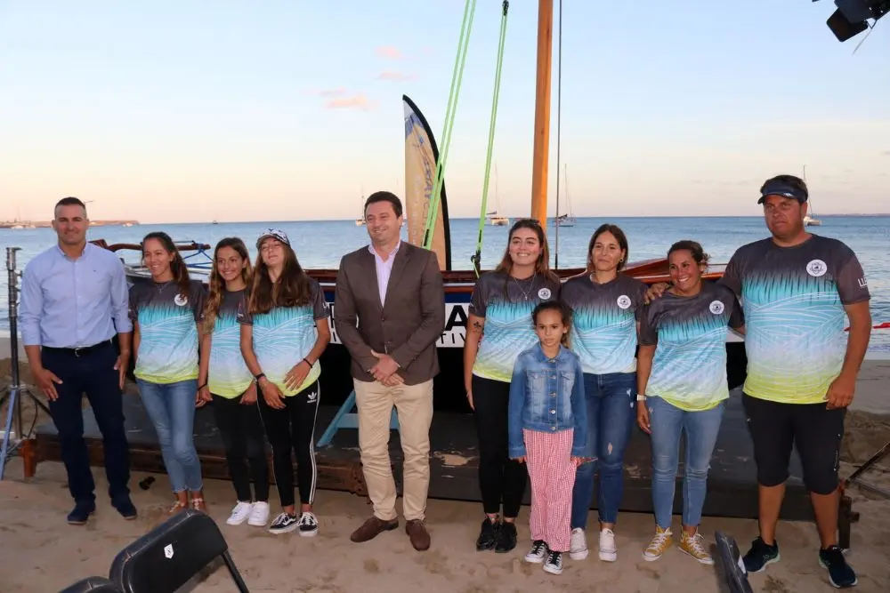 Equipo femenino de vela latina de Yaiza