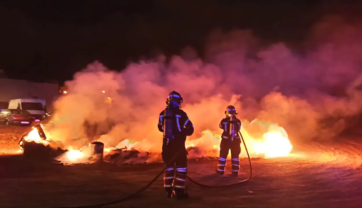 Incendio contenedor en Argana