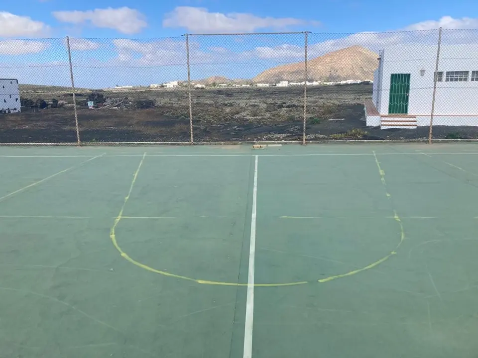 Cancha deportiva vacía