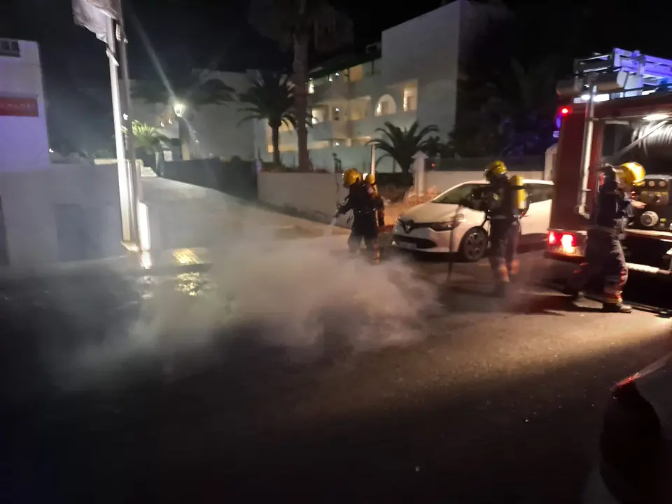 Imagen del incendio en Costa Teguise