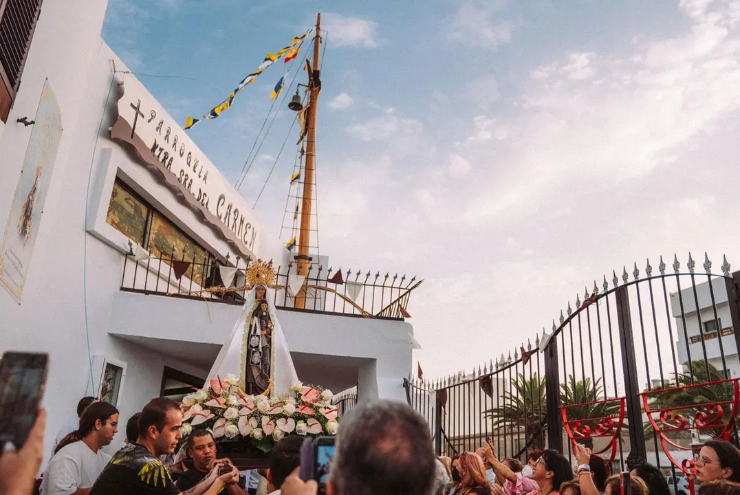 Procesión Fiestas del Carmen de Valterra 