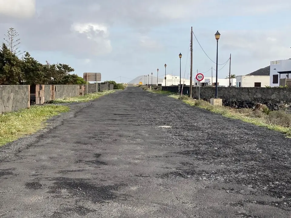 Estado de una carretera de Masdache