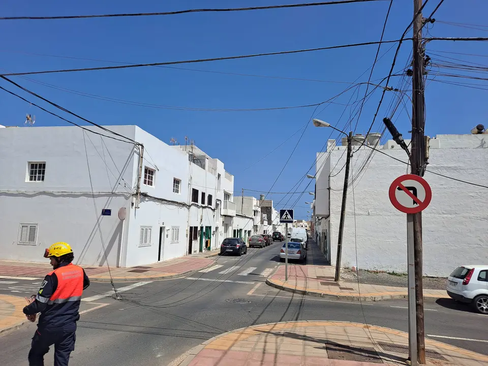 Cables caídos en Arrecife