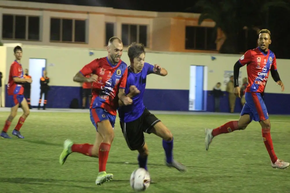 Partido entre la UD Lanzarote y el Orientación Marítima