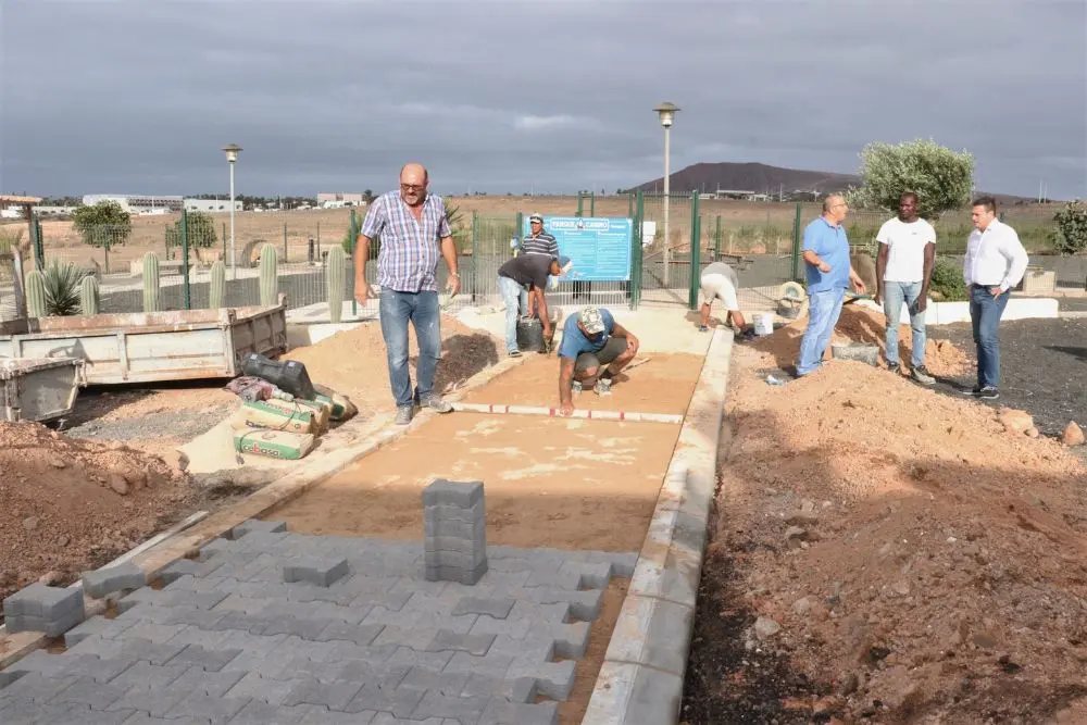 Obras para el parque canino de Yaiza