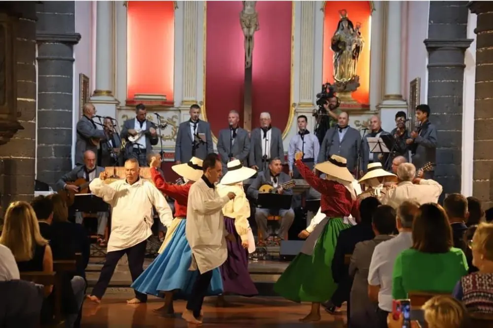 Los Campesinos ofrecieron el pregón de las fiestas de San Ginés