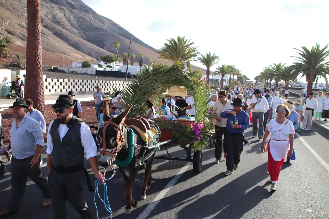 Romería de Nuestra Señora de los Remedios en Yaiza