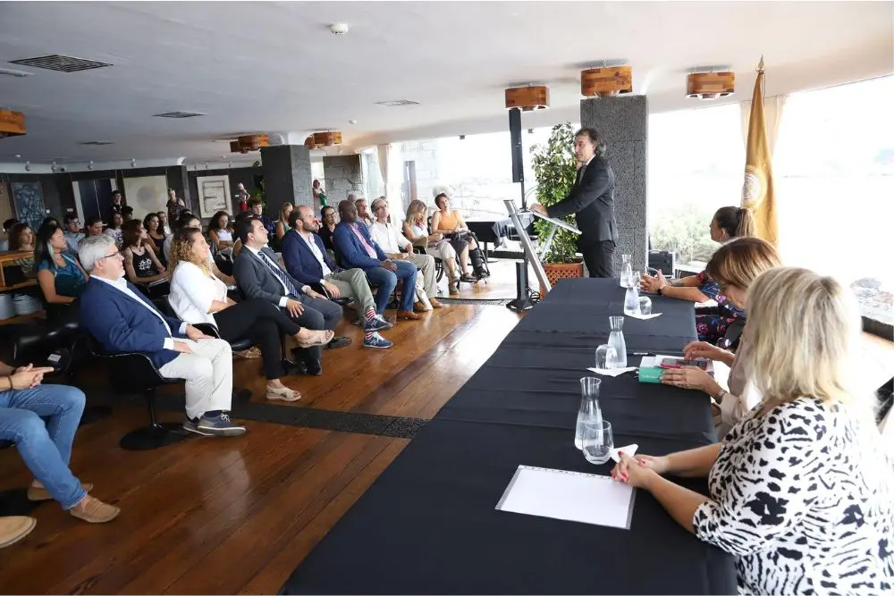 Inauguración del curso de la Escuela de Turismo