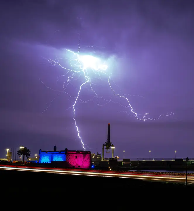 Tormenta eléctrica sobre Lanzarote FOTO: Ludovic Lamontagne