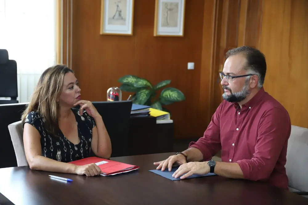 María Dolores Corujo junto a Jorge Peñas