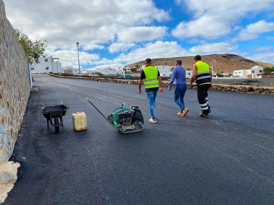 Obras en algunas calles de Tinajo