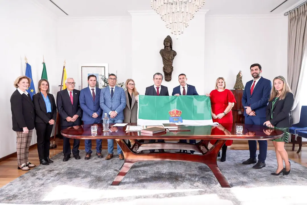 Firma hermanamiento Nazater-Nazaré