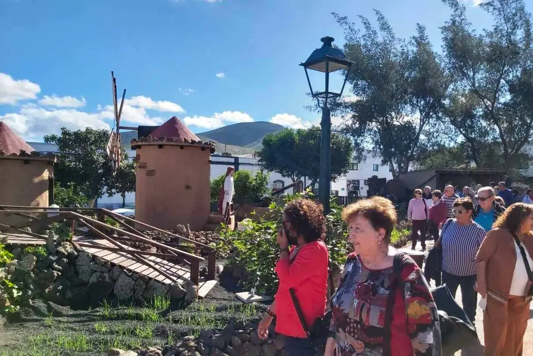  Recorrido por los belenes de la Isla