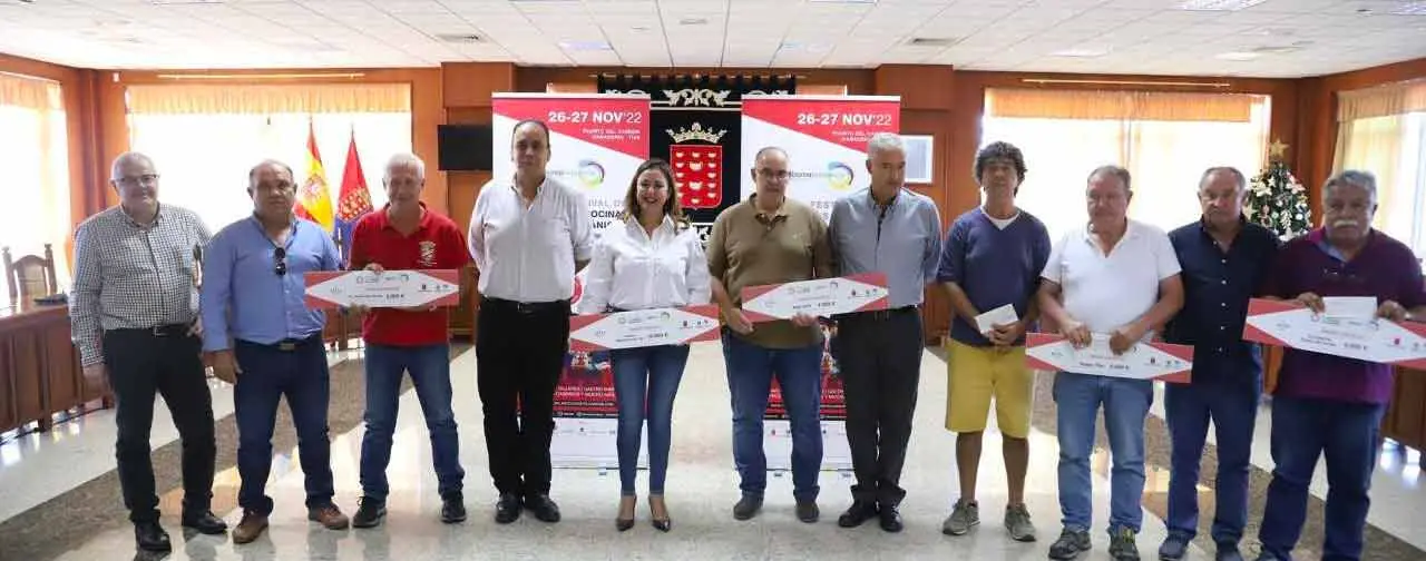 El Festival de Cocinas Volcánicas entrega el dinero recaudado a los clubes deportivos de Tías