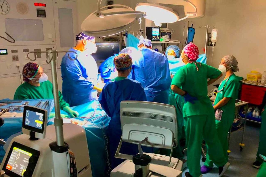 Actividad quirúrgica en el Hospital Molina Orosa