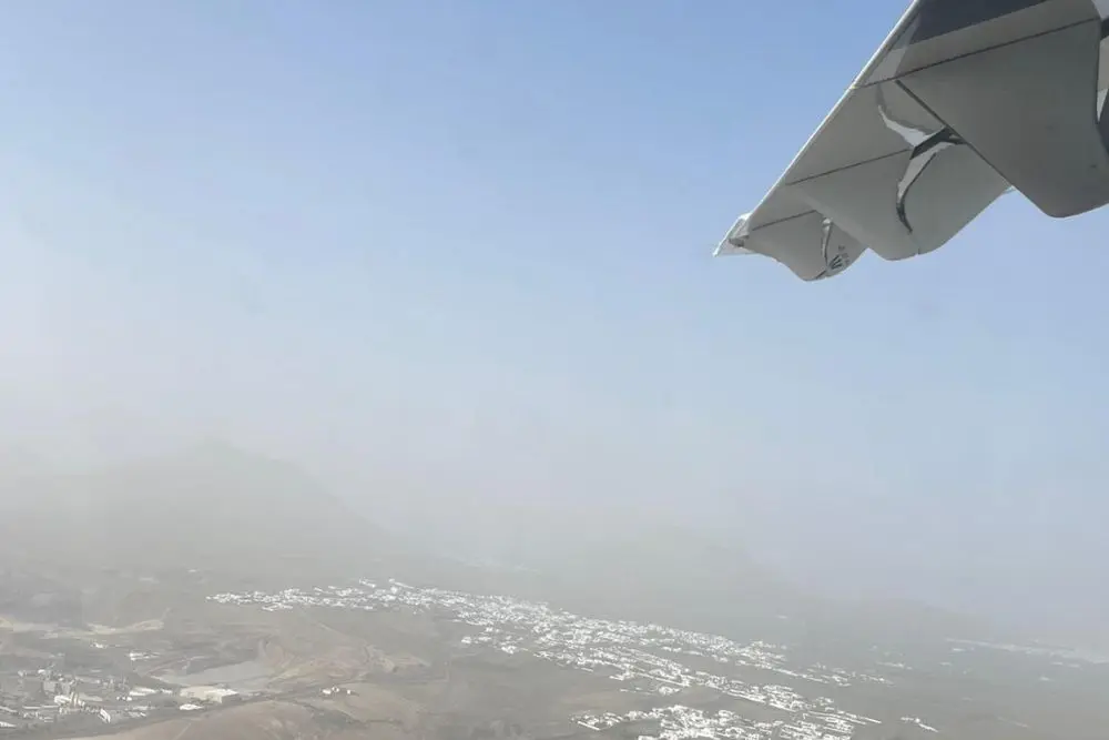 La calima en Lanzarote desde el aire