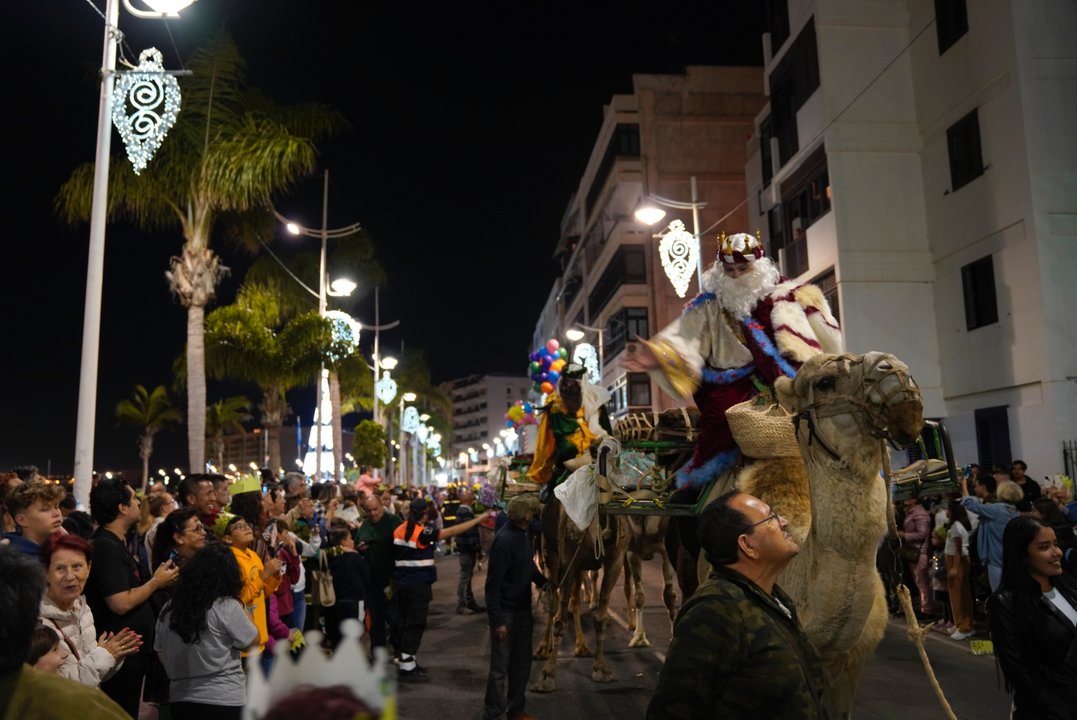 Los Reyes magos recorrieron Lanzarote y La Graciosa