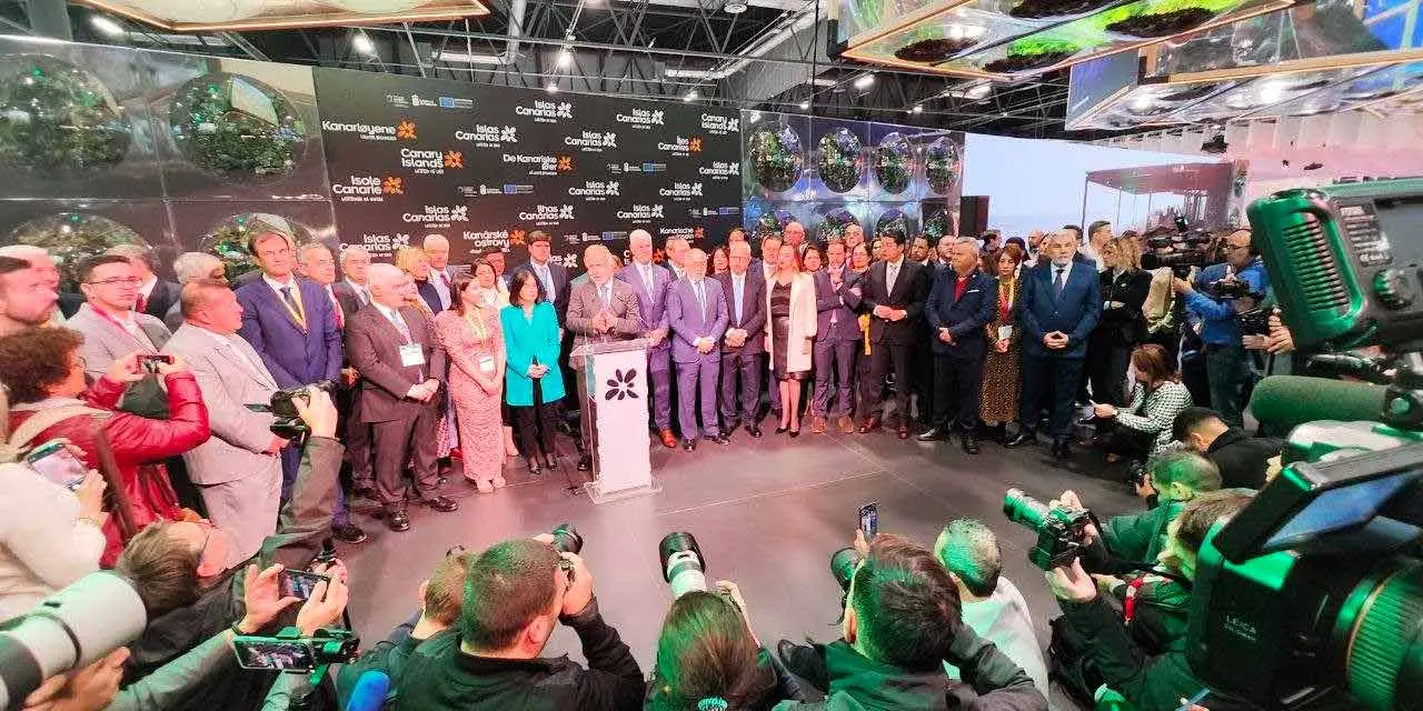 Fitur 2023