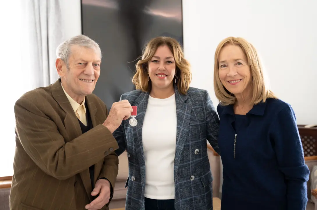 Larry Yaskiel, Astrid Pérez y Liz Yaskiel