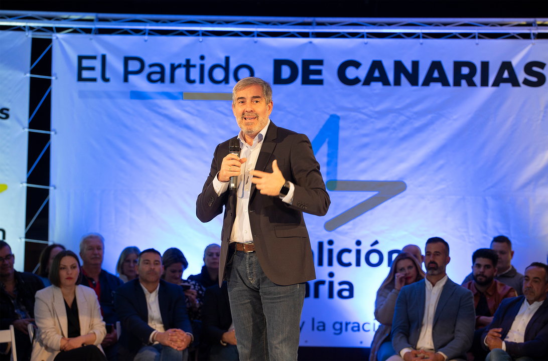 Fernando Clavijo en su presentación oficial como candidato a la presidencia del Gobierno