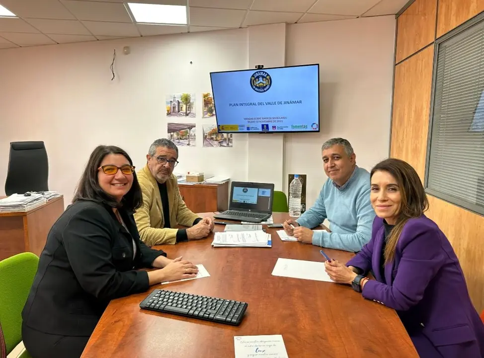 Arminda Barreto, en Telde, visitando escuelas infantiles