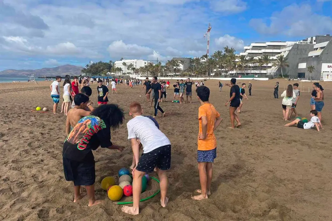 Estudiantes del IES Eusebio Barreto Lorenzo de La Palma en Puerto del Carmen&nbsp;