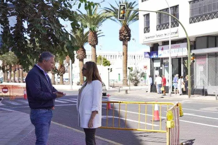 María Dolores Corujo y Alfredo Mendoza en Arrecife