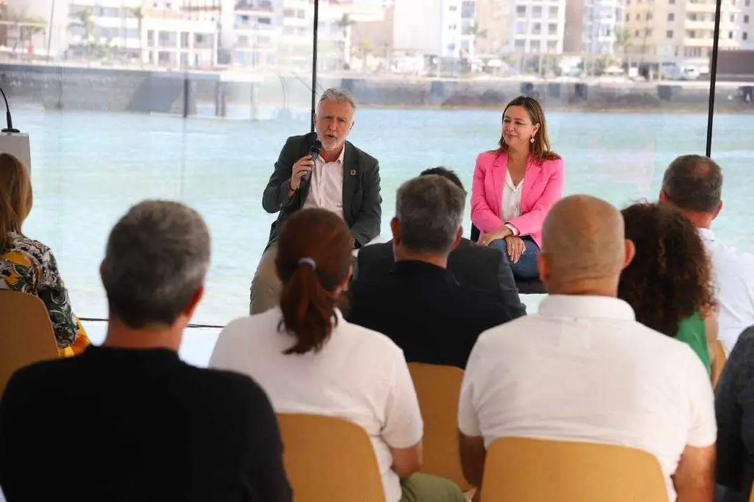 Reunión presidenta del Cabildo y presidente de Canarias para tratar asunto de la acuicultura&nbsp;