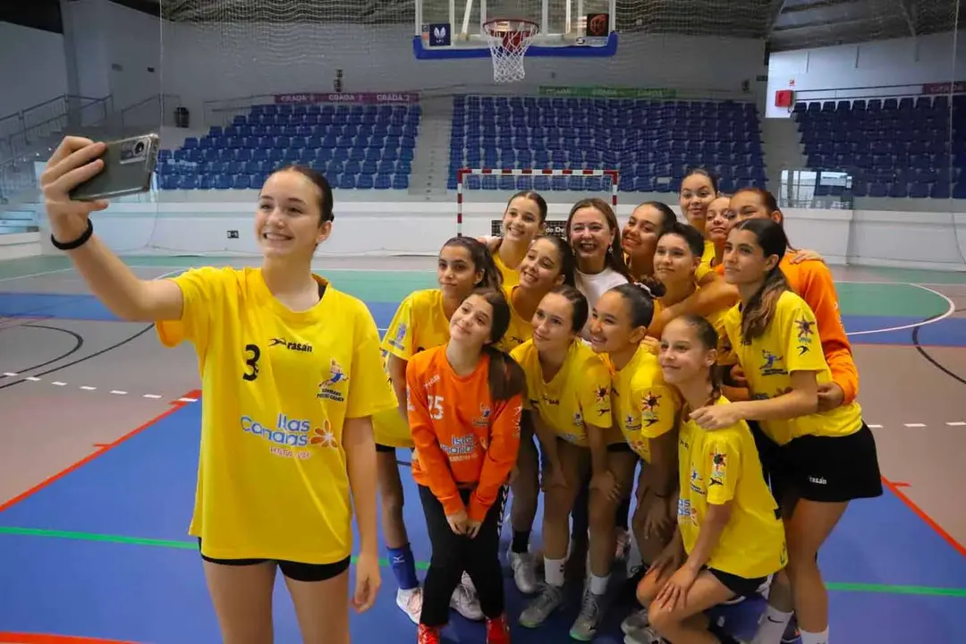 Infantil Femenino de Balonmano