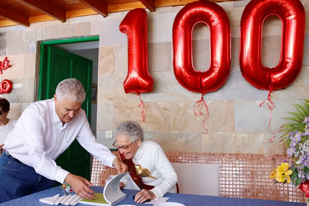 <p>Domitila Padrón al cumplir hoy 100 años</p>
<p> </p>