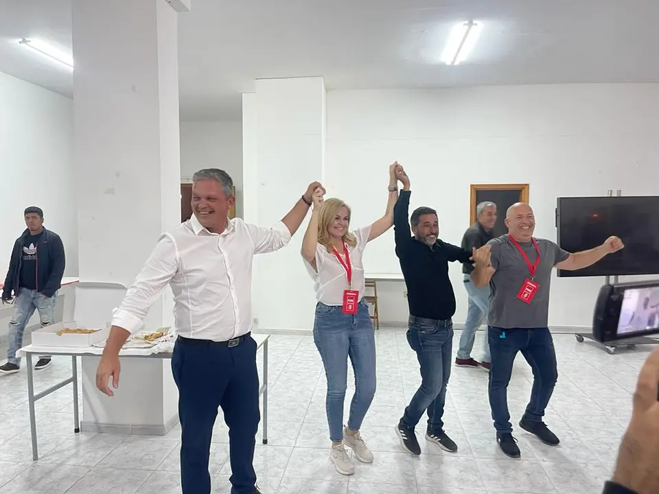 Alfredo Mendoza gana las elecciones en Arrecife