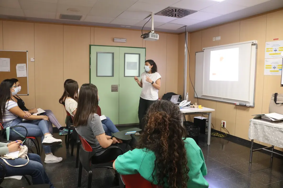 Sesión formativa sobre protocolo de duelo perinatal.