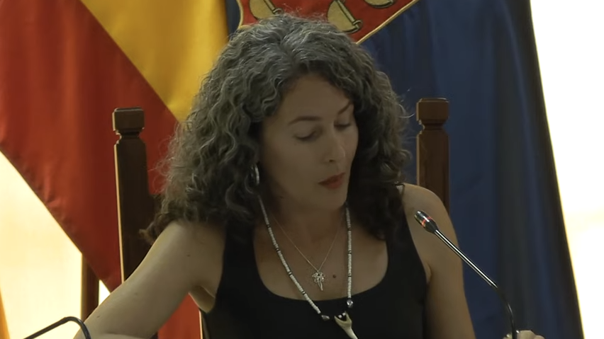 Ariagona González en el pleno del 17-07-2023.