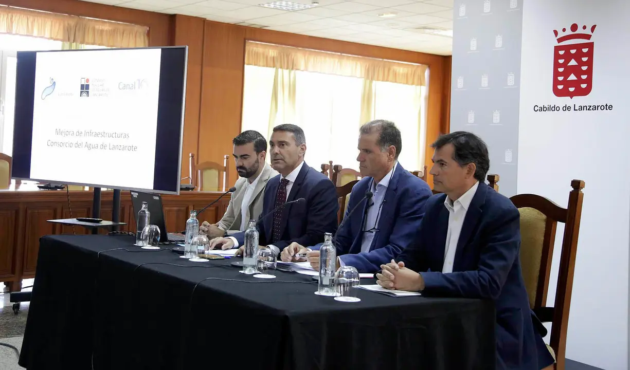 Presentación Plan del Agua de Lanzarote en el Cabildo.