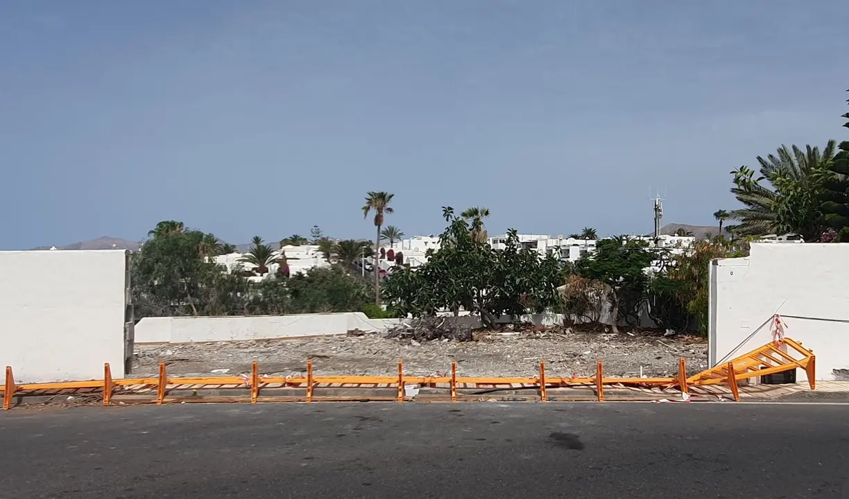 Conexión de calles en Puerto del Carmen.