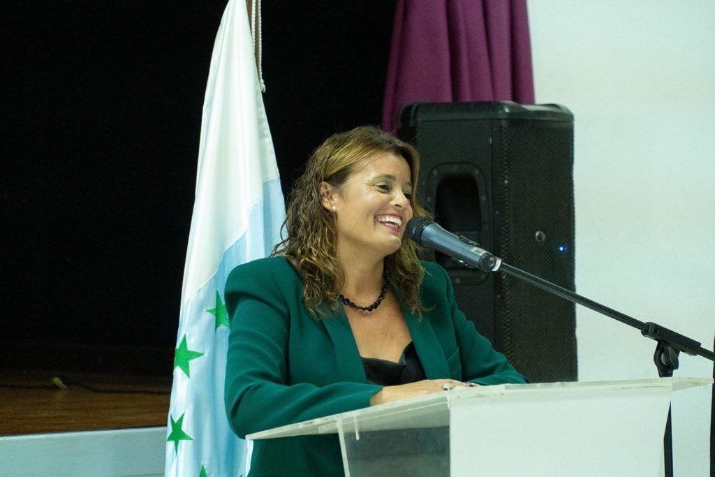 Olivia Duque durante un acto electoral de Coalición Canaria.