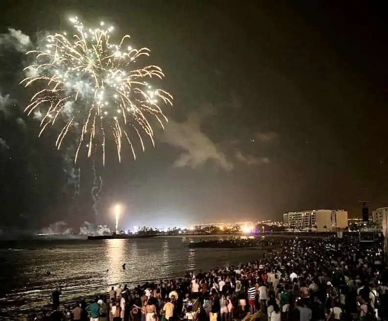 Fuegos artificiales en San Ginés 2023.