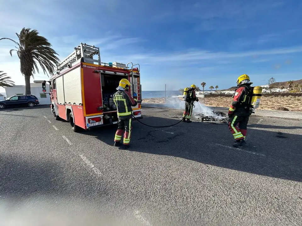 Bomberos en acción.