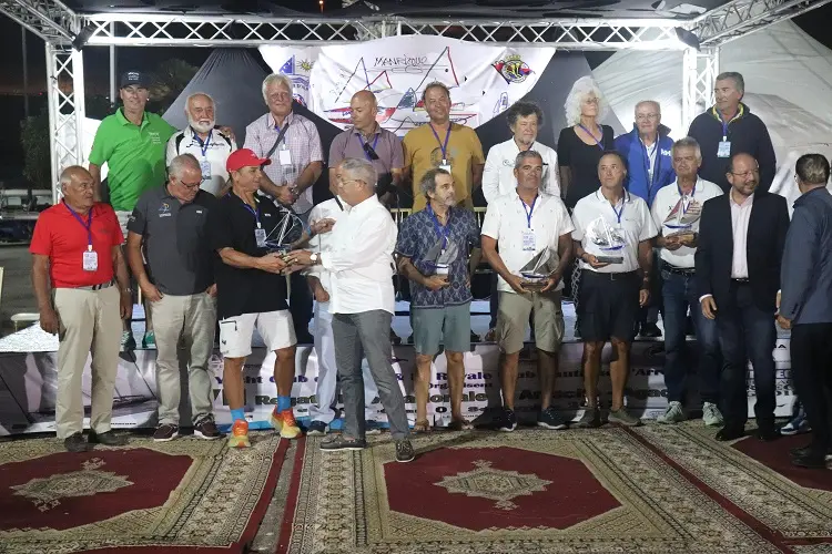 Entrega de trofeos.