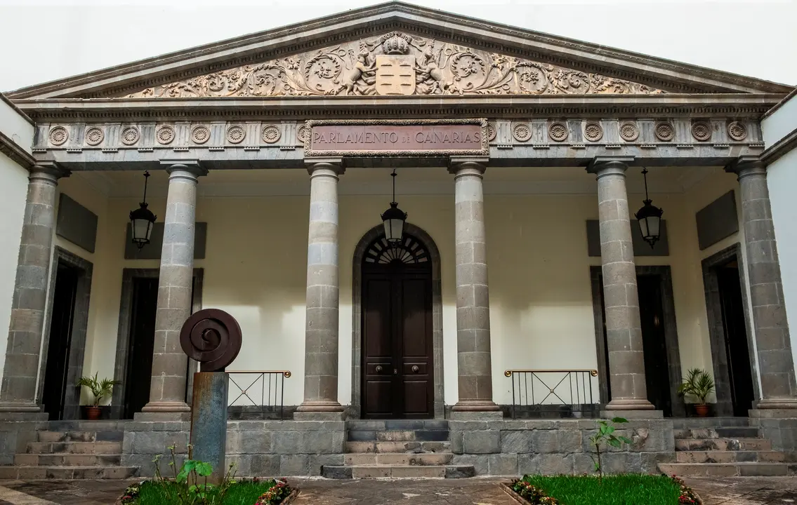 Parlamento de Canarias.