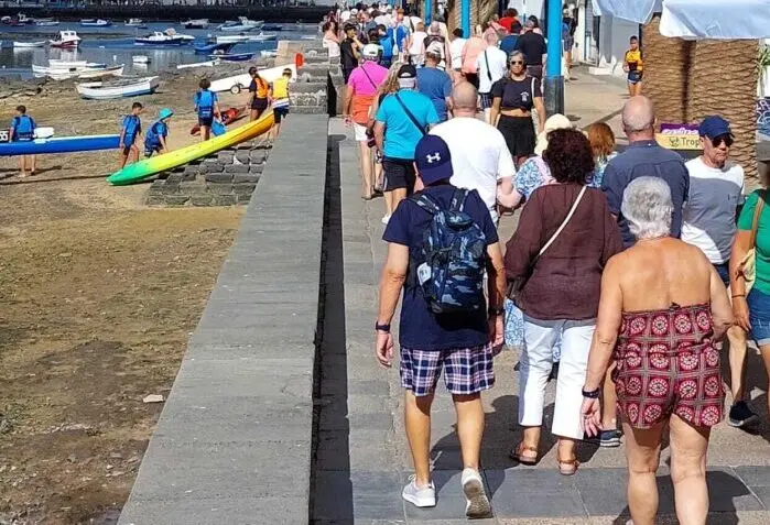 Turistas en Arrecife.