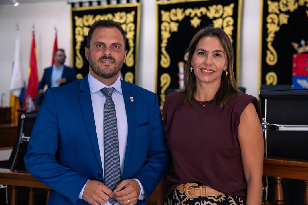 Yonathan de León y Maite Corujo.