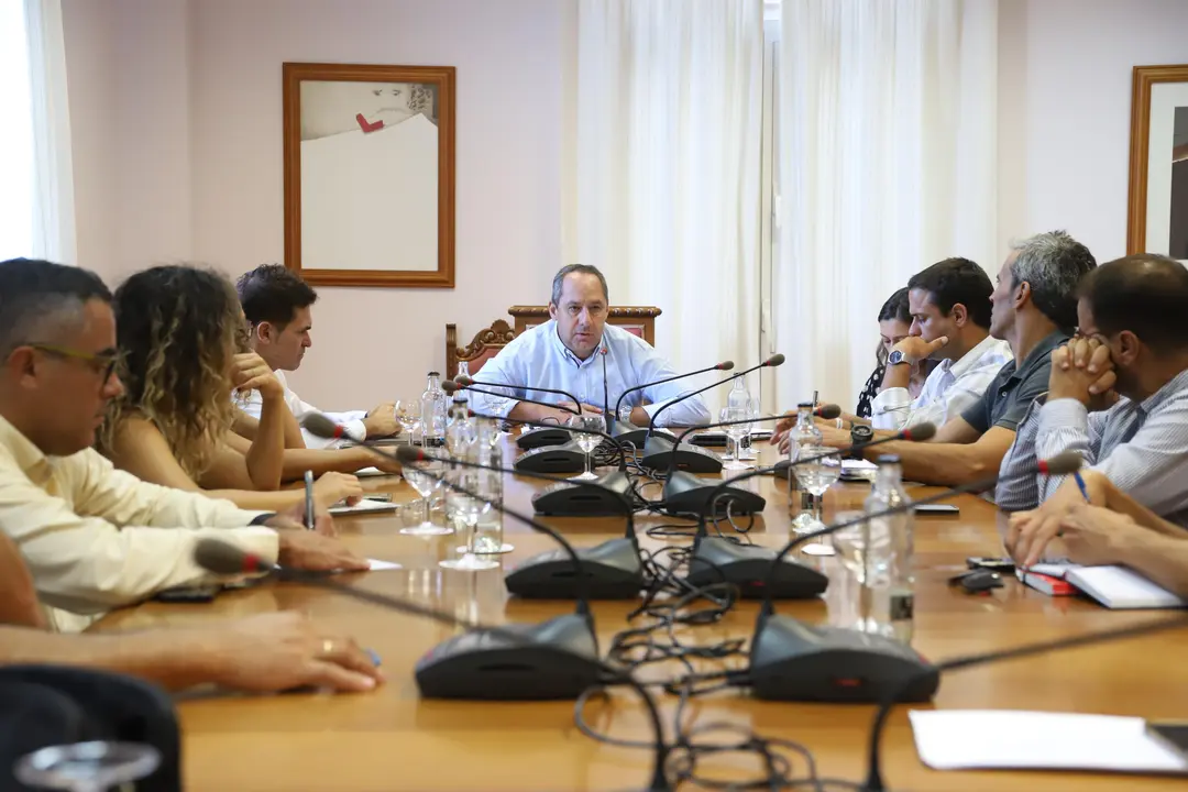 Reunión Cabildo ayuntamientos en materia de deportes.