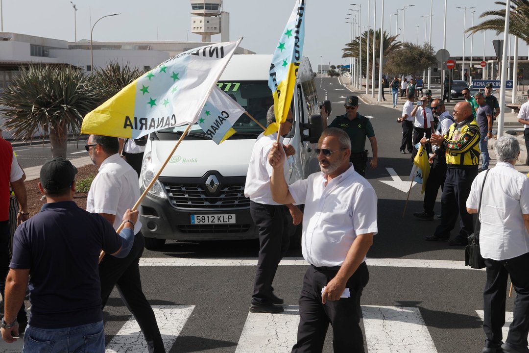 Huelga de transportes en Lanzarote. Foro JL Carrasco.