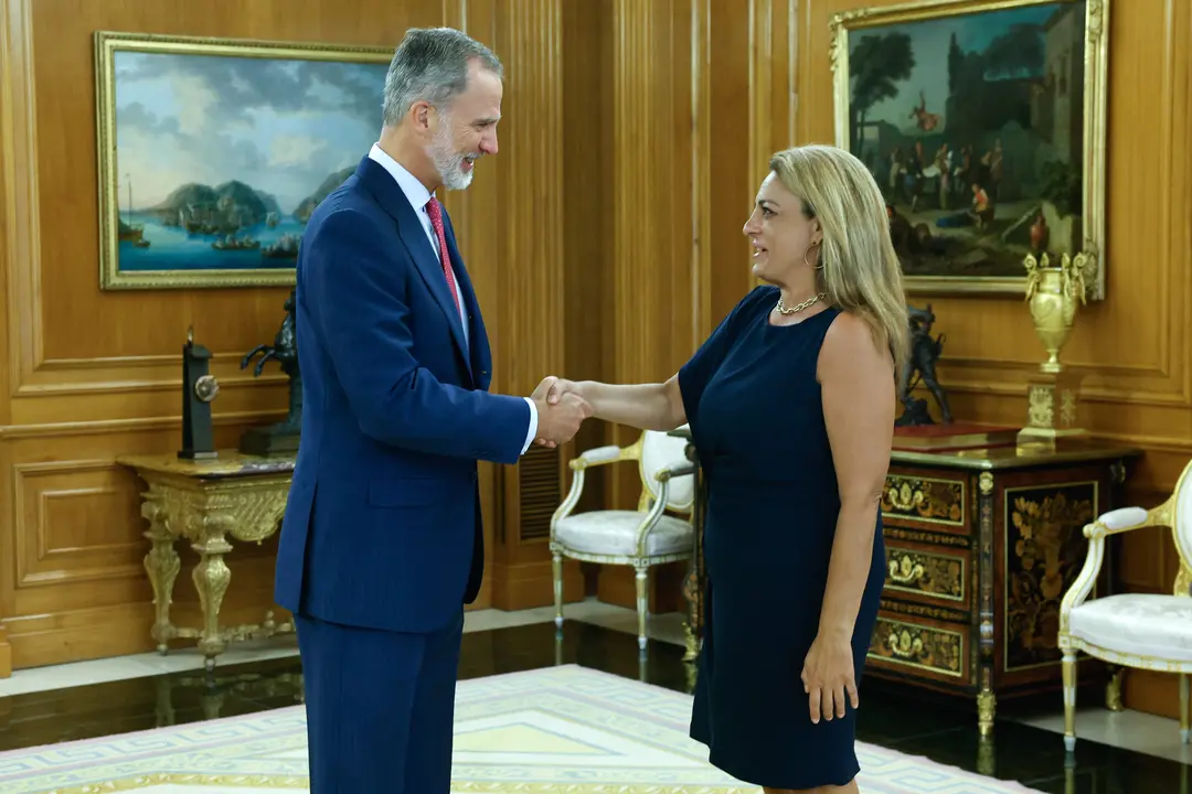 El rey Felipe VI recibe a Cristina Valido.