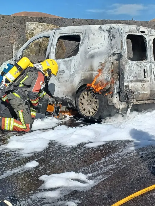 Los bomberos en acción.