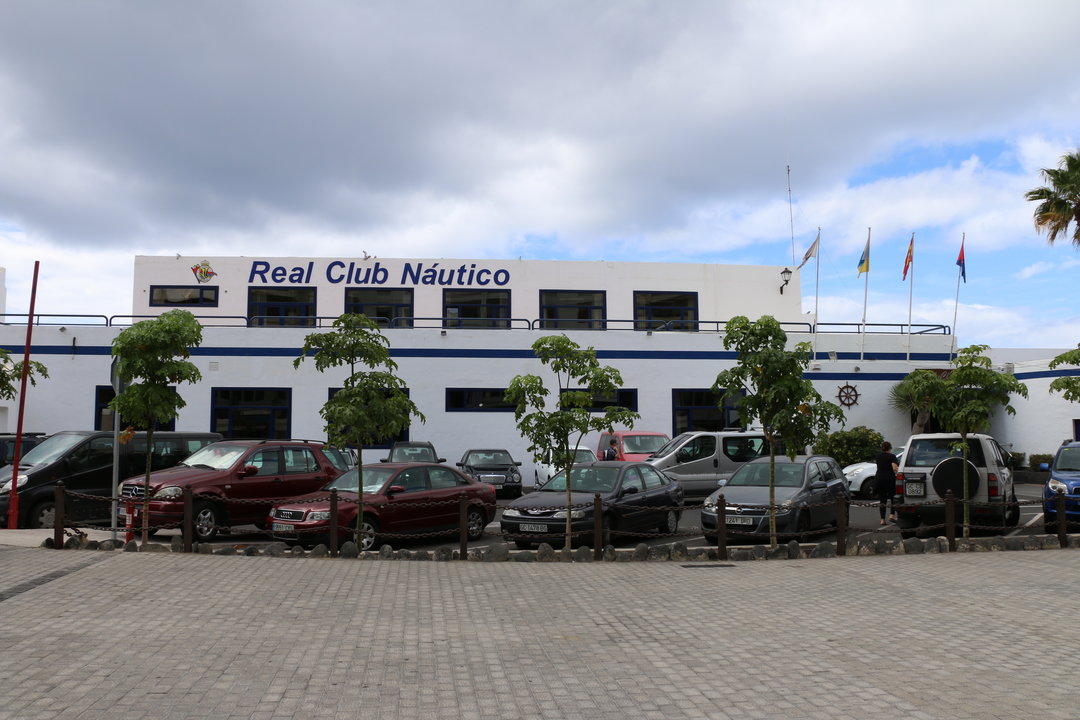 Real Club Náutico de Arrecife. Fachada principal.